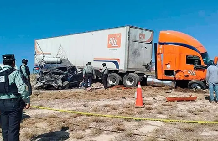 Muere un matrimonio en accidente carretero