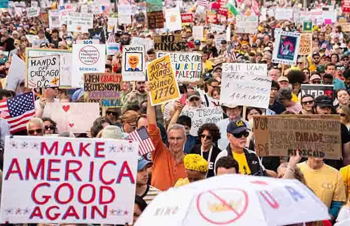 “No queremos reyes”