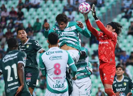 Santos Laguna vence a León con un marcador de 2-0 en el Apertura 2025 Santos Laguna vence a León con un marcador de 2-0 en el Apertura 2025