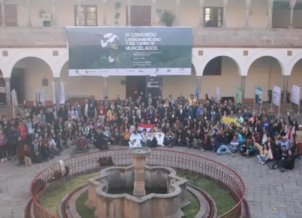 Potosinos llevan estudio sobre murciélagos hasta Perú