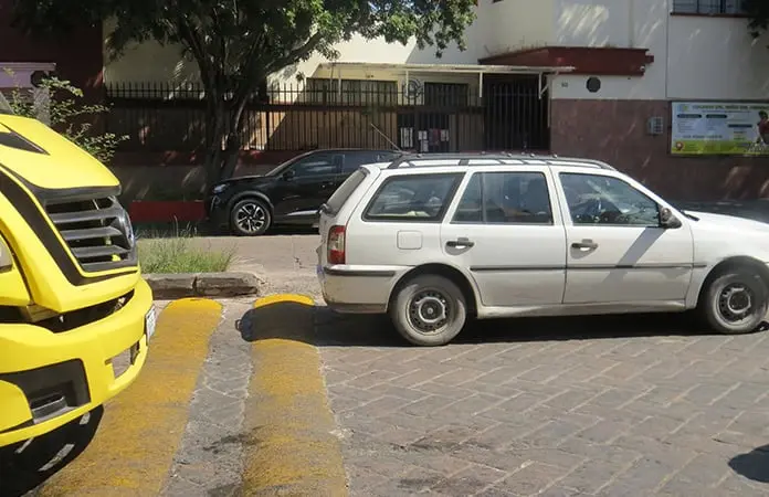 Colocan topes irregulares en Pascual M. Hdz.