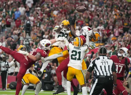 Packers logran victoria emocionante sobre Cardinals en la NFL