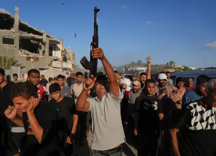 Renovados combates ponen a prueba la tregua en Gaza