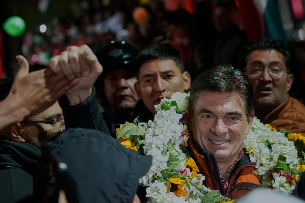 Rodrigo Paz promete sacar a Bolivia de la crisis sin fuertes ajustes