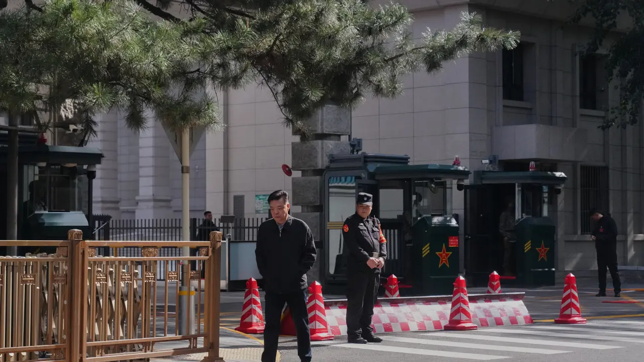 Xi Jinping expone propuestas para el próximo plan quinquenal de China