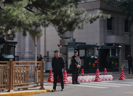 Xi Jinping expone propuestas para el próximo plan quinquenal de China