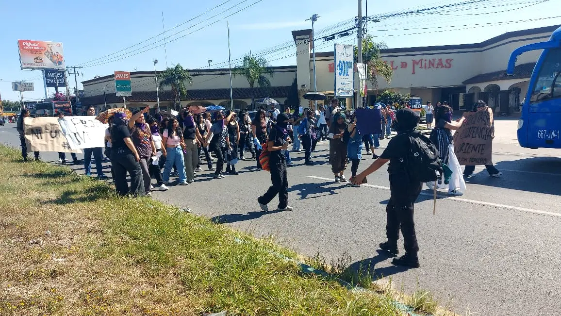 Al menos 10 cruces bloqueados por protesta estudiantil