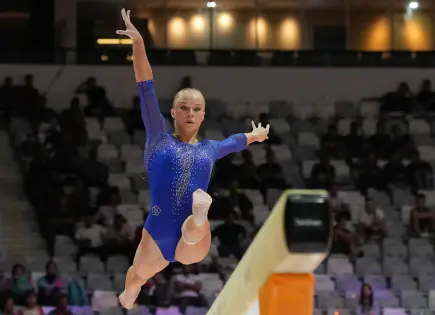 Angelina Melnikova brilla en su regreso al mundial de gimnasia