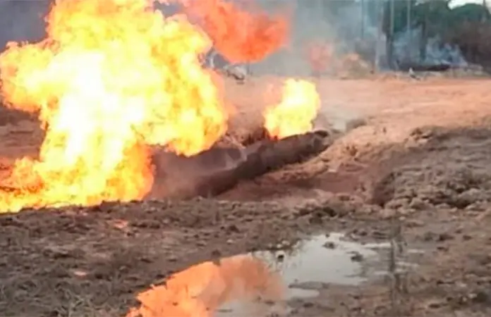 Explosión de ducto de Pemex en Chiapas deja 5 militares heridos