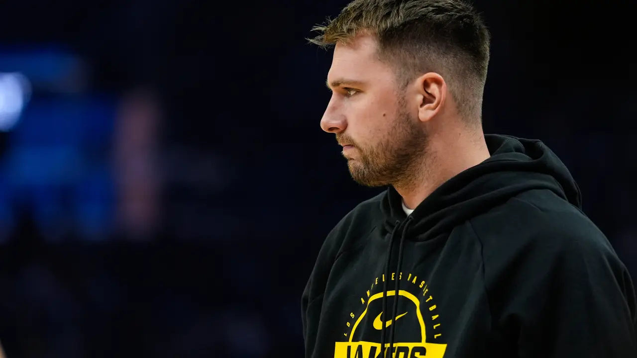 Luka Doncic se une a los Lakers para enfrentar a Stephen Curry