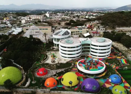 Más allá del aula: Mandala Academy y su compromiso con el desarrollo social en México Más allá del aula: Mandala Academy y su compromiso con el desarrollo social en México