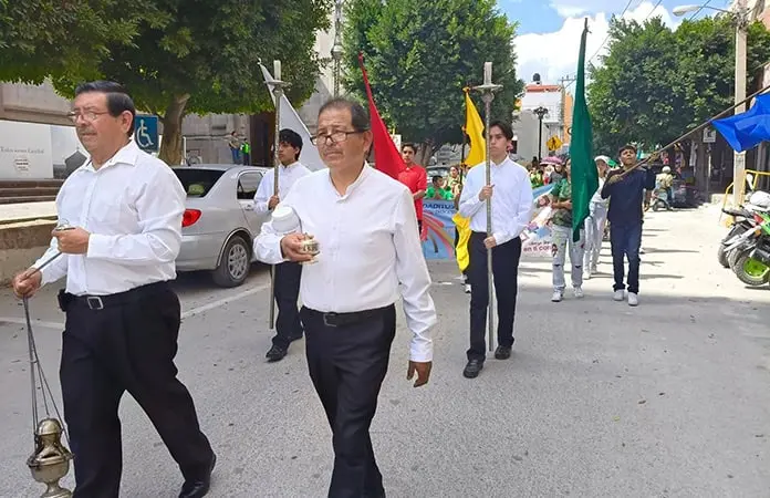 Realizan peregrinación por las Misiones