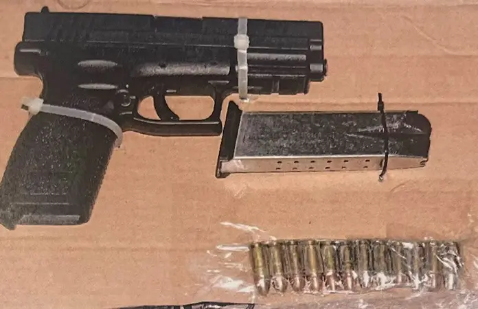 Sentencian a sujeto a dos años 8 meses por portar arma de fuego