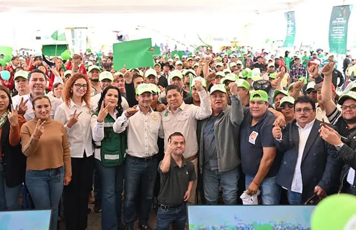 Gobernador arranca carretera en Zaragoza