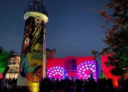 NOCHE PANÓPTICA DE ARTE, COMEDIA Y SON EN EL CEART