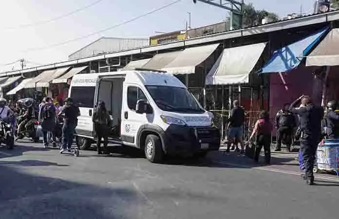 Asesinan a tiros en zona de Tepito a 3 personas