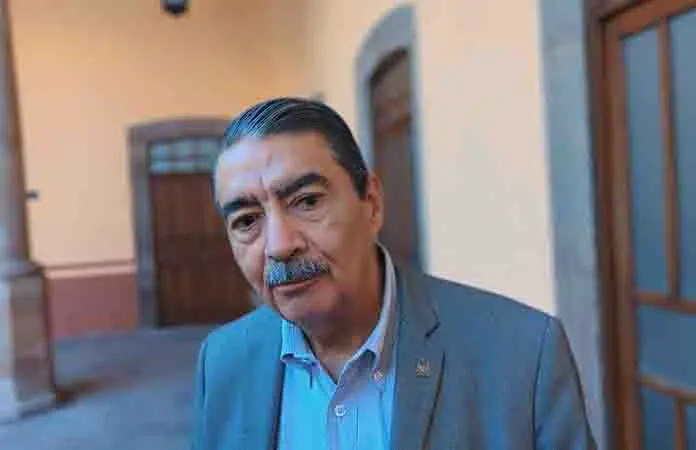 Asignarán encargado temporal en la Facultad de Derecho