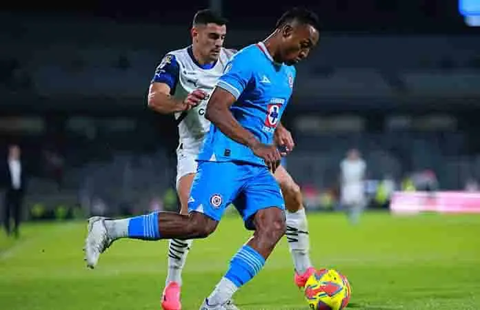 Cruz Azul recibe al Monterrey 