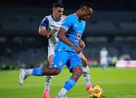 Cruz Azul recibe al Monterrey 
