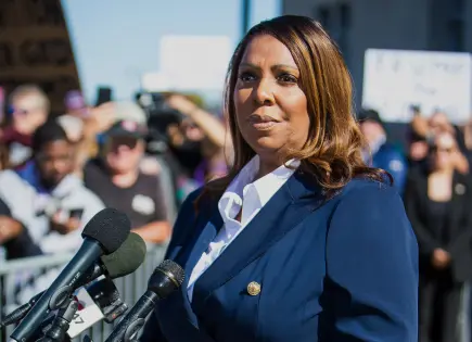 Fiscal Letitia James acusada de fraude hipotecario por Trump