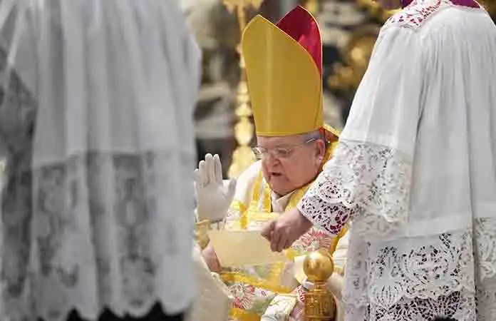 Cardenal de EU celebra misa en El Vaticano