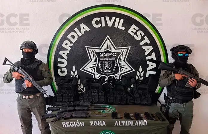 En balacera, incautan armas y equipo táctico