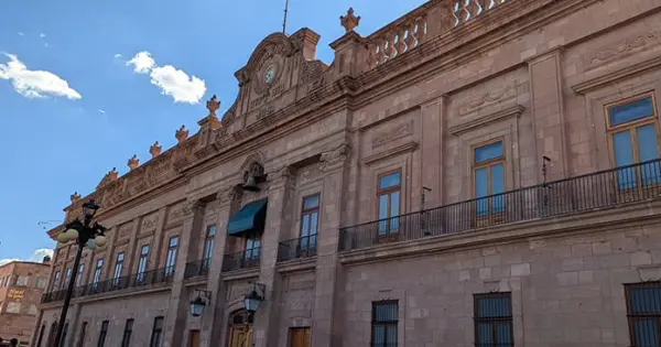 SEP pide a Gallardo liberar recursos pendientes a la UASLP