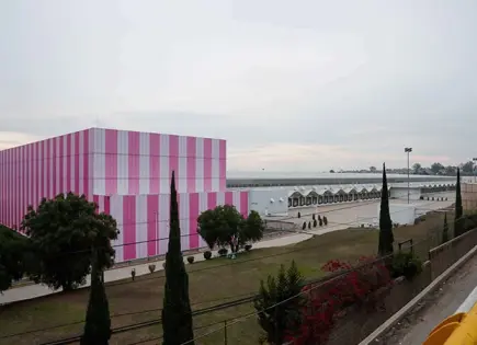 Megafarmacia, “sólo un show”