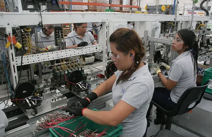 Canacintra SLP pide cautela ante alza al salario mínimo en SLP