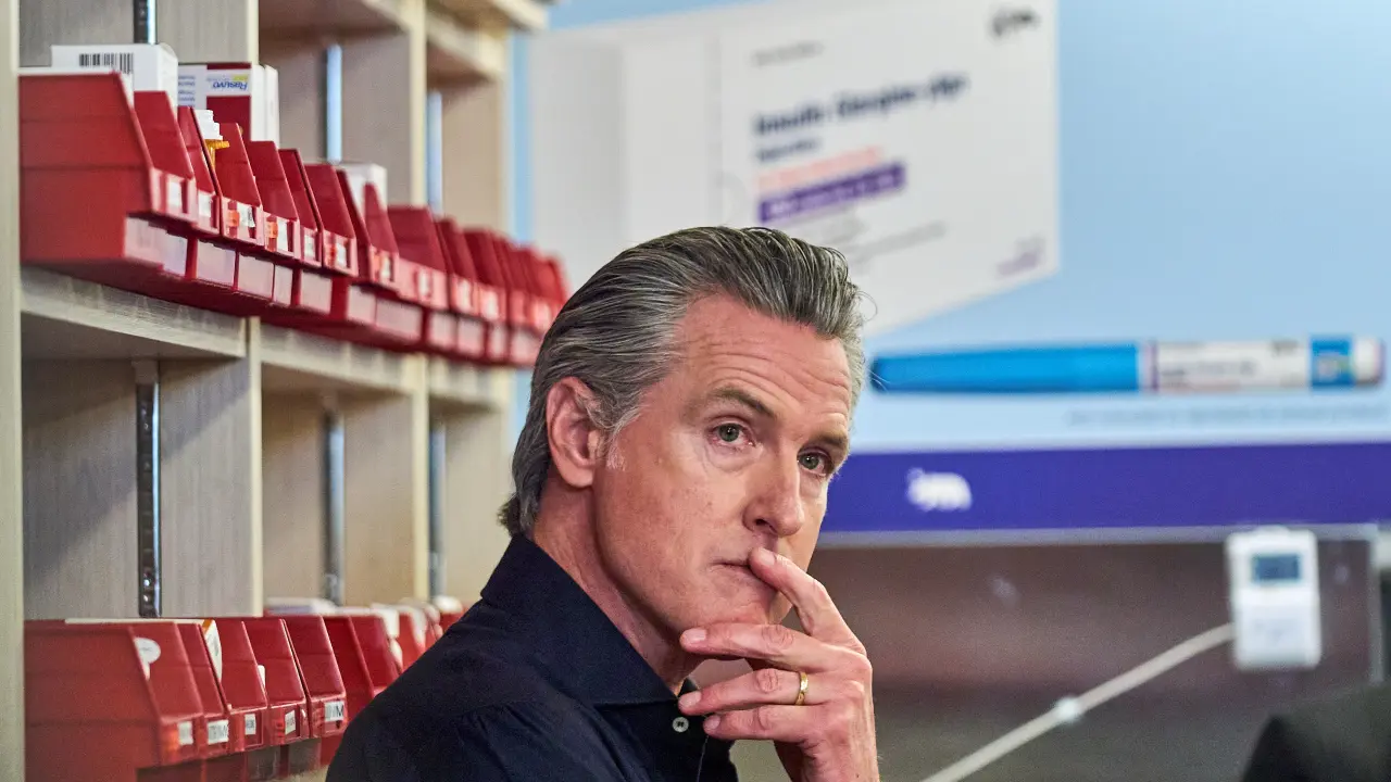 El gobernador de California considera postularse a la Casa Blanca en 2028 tras elecciones de 2026