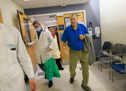 Nuevo trasplante de riñón de cerdo en Nueva Hampshire