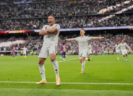 Real Madrid vence a Barcelona en un tenso Clásico