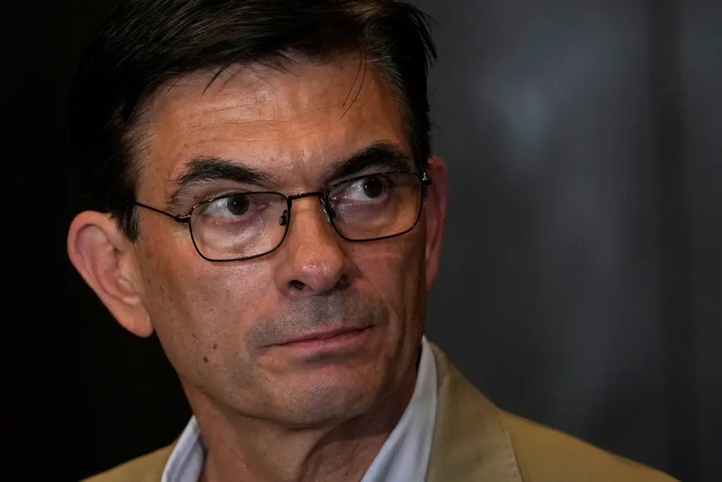 Rodrigo Paz viaja a EEUU en busca de apoyo financiero