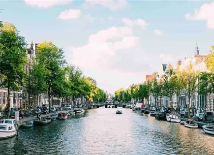 UNA REPÚBLICA EN EL MAR