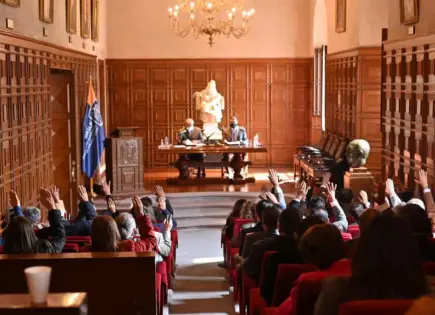 Aprueba CDU convocatoria para relevo en Facultad de Derecho