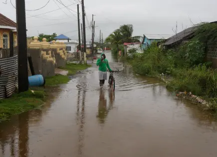 Huracán Melissa podría desencadenar deslizamientos tierra en Jamaica, Cuba y La Española