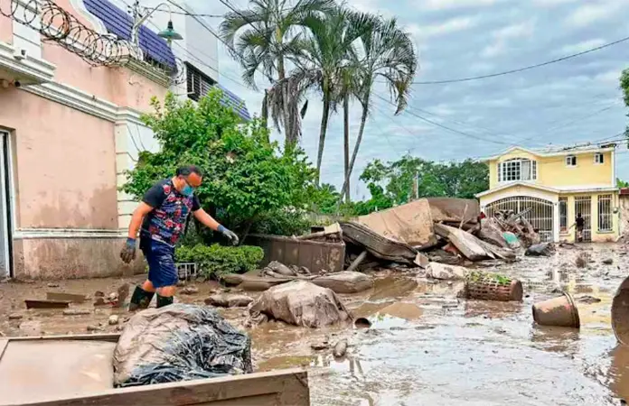 Ocho personas desaparecidas tras inundaciones en Veracruz
