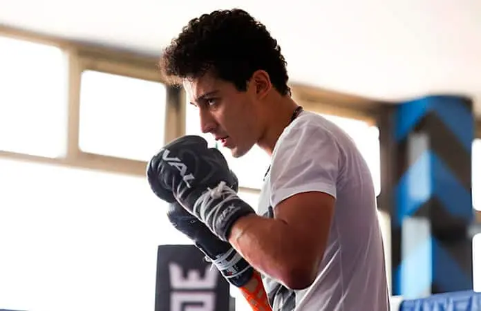 ‘Divino’ Espinoza está listo para su combate