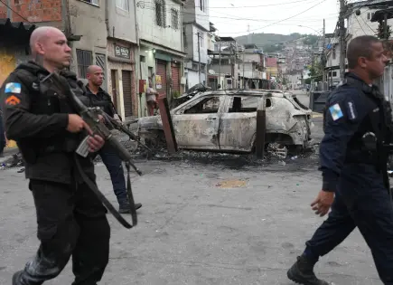 Redada masiva brasileña contra pandilla en Río deja al menos 64 muertos y 81 detenidos