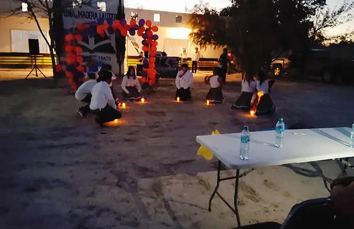 Alumnos rescatan las tradiciones mexicanas