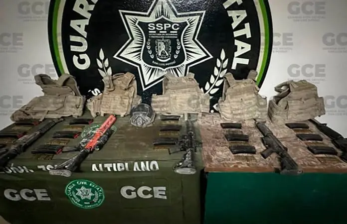 Localizan armas en presunto campo de adiestramiento