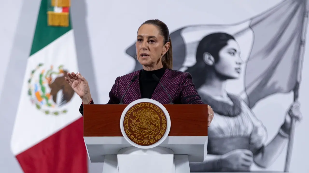 Sheinbaum lamenta tragedia por incendio en tienda de Hermosillo