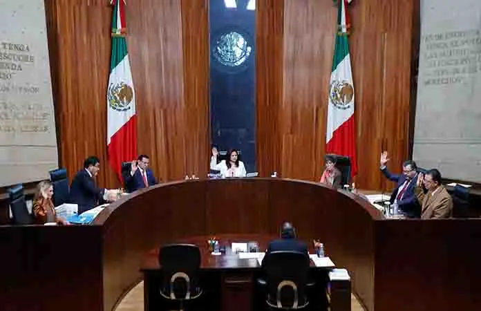 Tribunal Electoral revoca sanciones a Yasmín Esquivel y Giovanni Figueroa