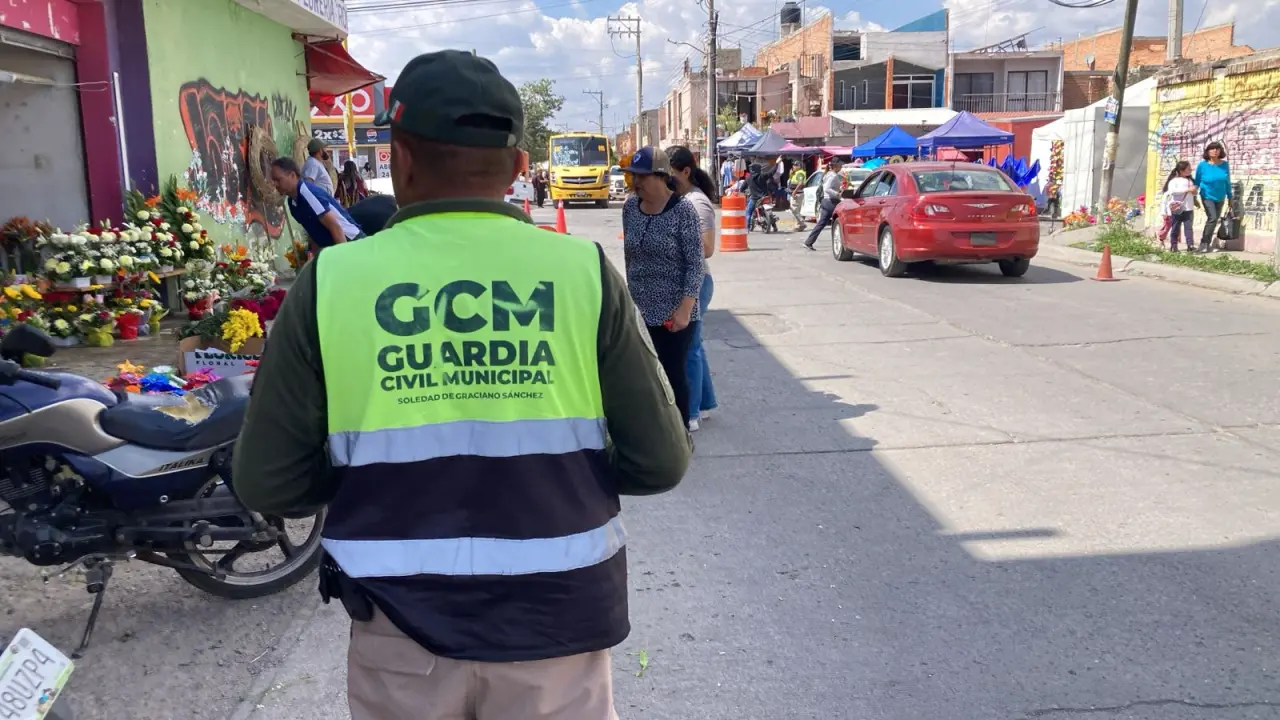 Se rompe récord de visita en panteones municipales