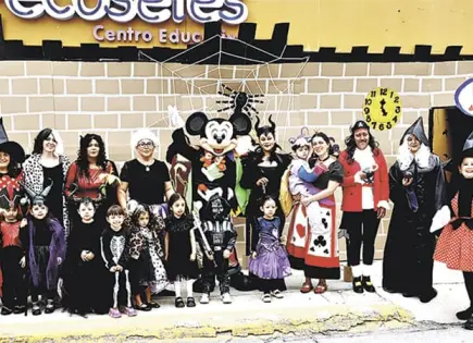 "FIESTA DE VILLANOS"