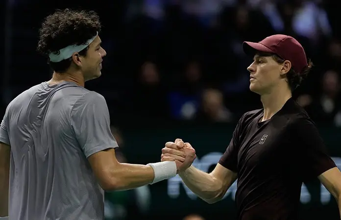 Sinner despacha a Shelton en París