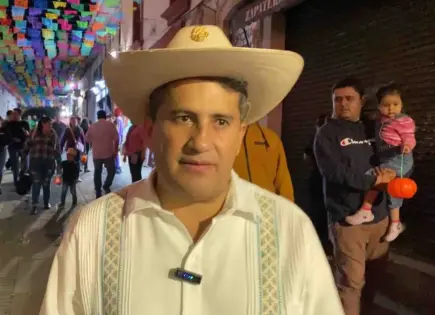 Alcalde de Uruapan muere en atentado durante Festival de Velas