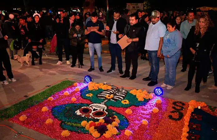 Celebran concurso de Tapetes de Aserrín