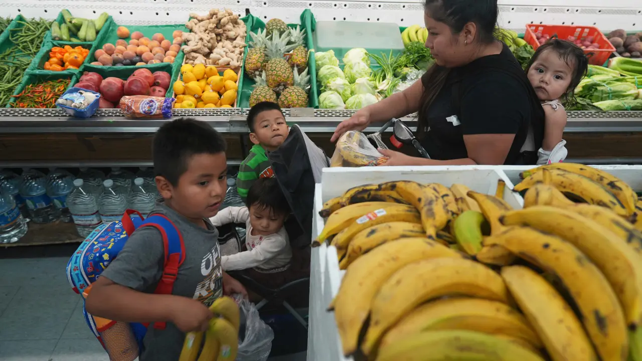 Cierre del gobierno en Washington provoca crisis en asistencia alimentaria