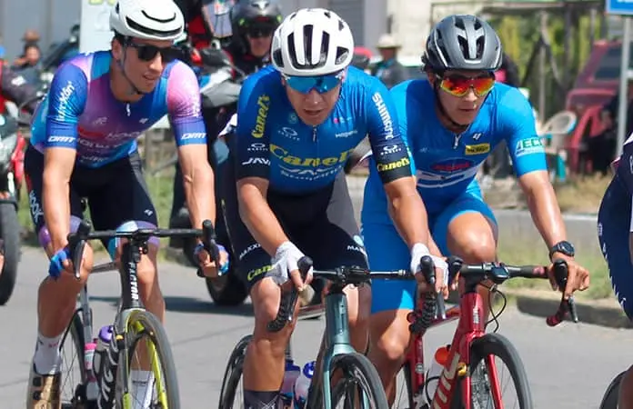 Equipo Canel’s-Java sigue a paso firme